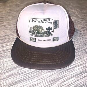 Vintage Men’s Trucker hat mesh adjustable brown and white